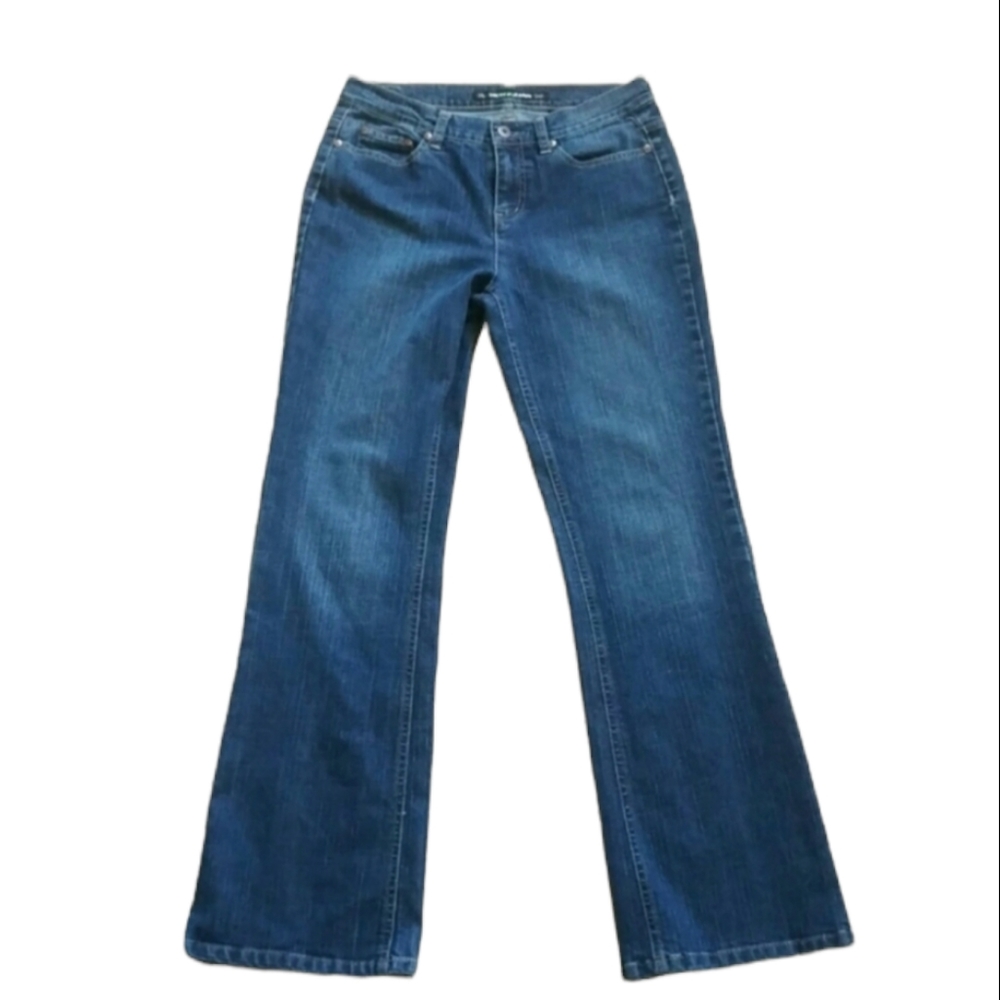Levi's & DKNY Women's Jeans - Picture 6 of 10